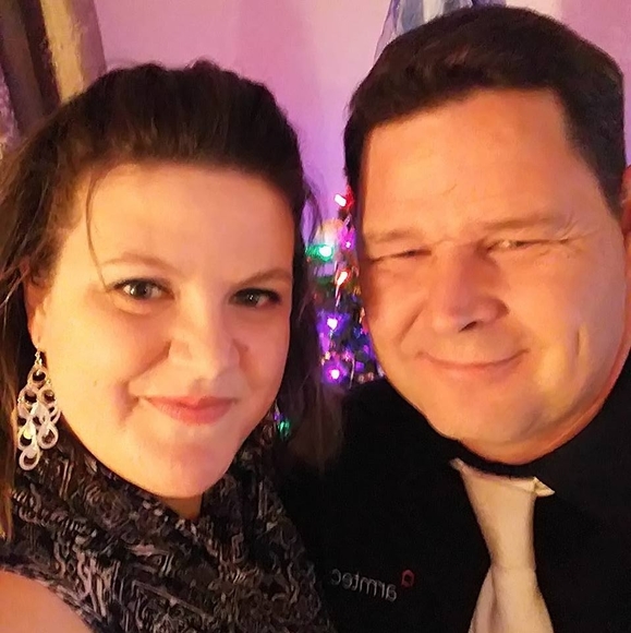 Meet your Posher, Bobbie - Picture 1 of 1